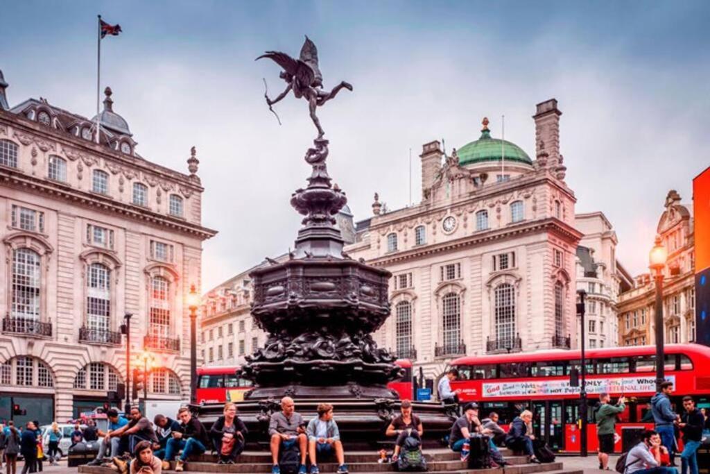 Piccadilly,Stjames,Mayfair In Heart Of London Hy17 Londres Exterior foto